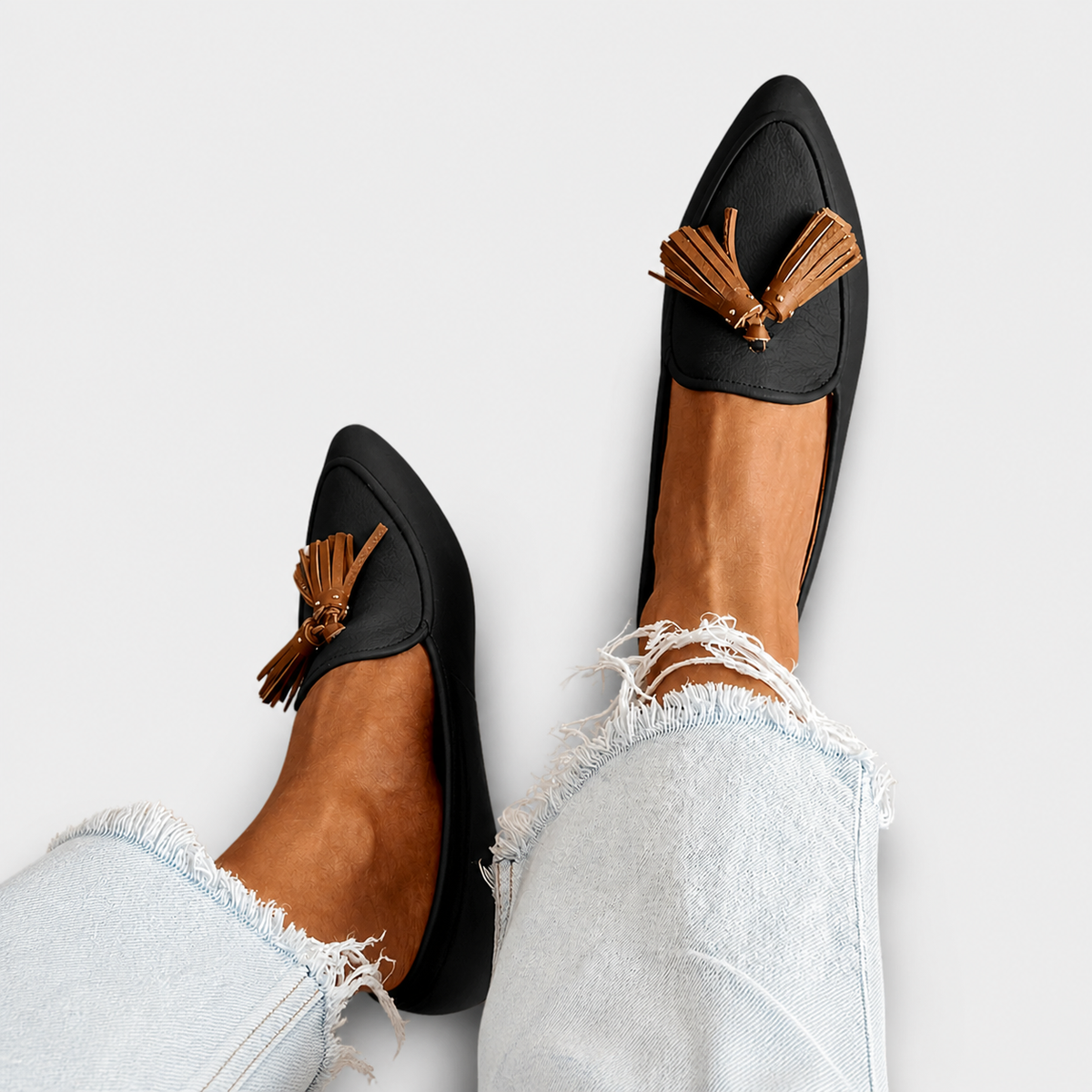 Vesperia - Modern loafers with fringes