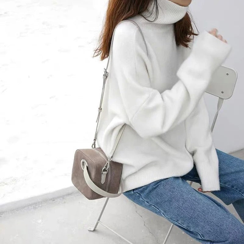 Ilona | Oversized Turtleneck Sweater
