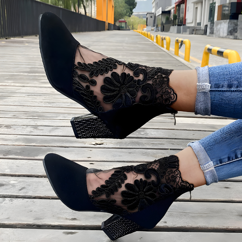 Lynora | Orthopedic Heels