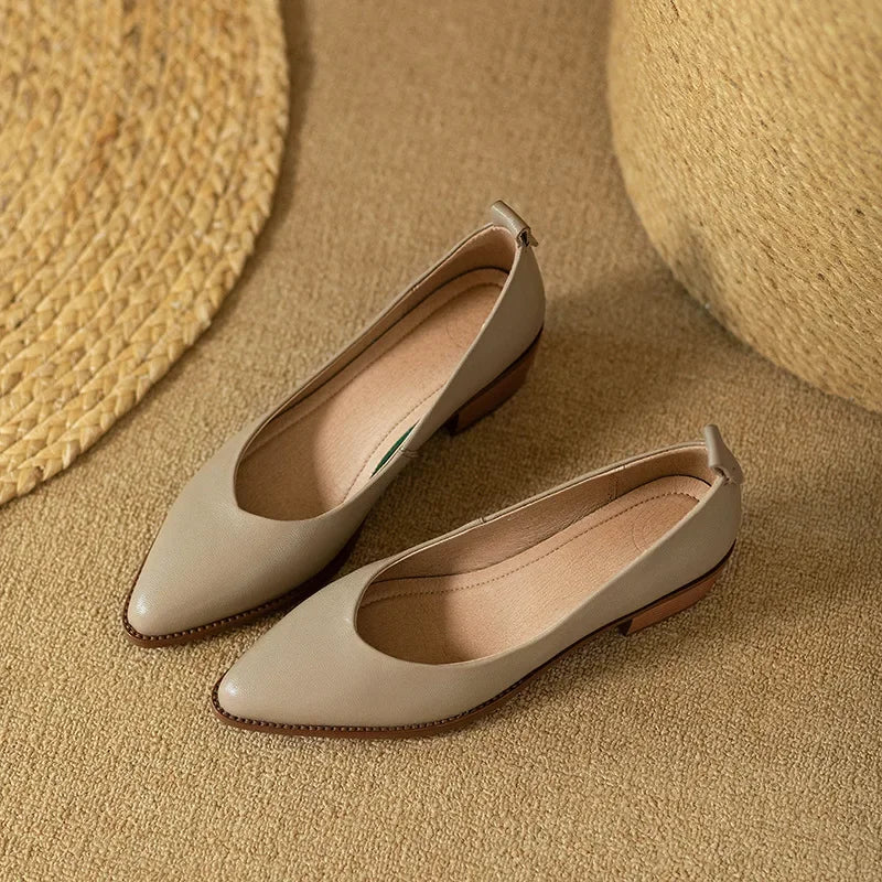 Emma | Classic Pumps