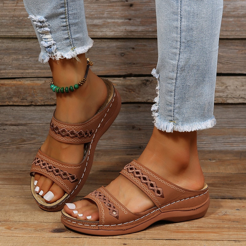 Thalia - Orthopedic Sandals