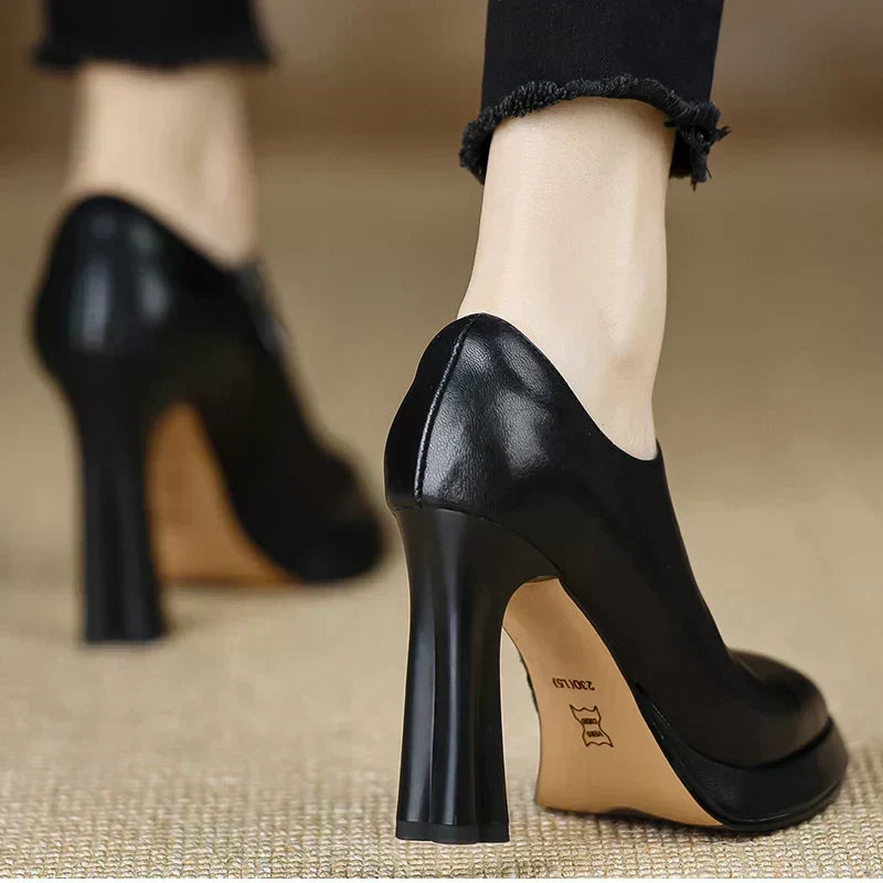 Natalie | Modern Pumps