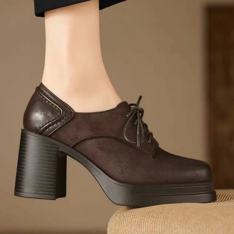Claire | Classic Pumps