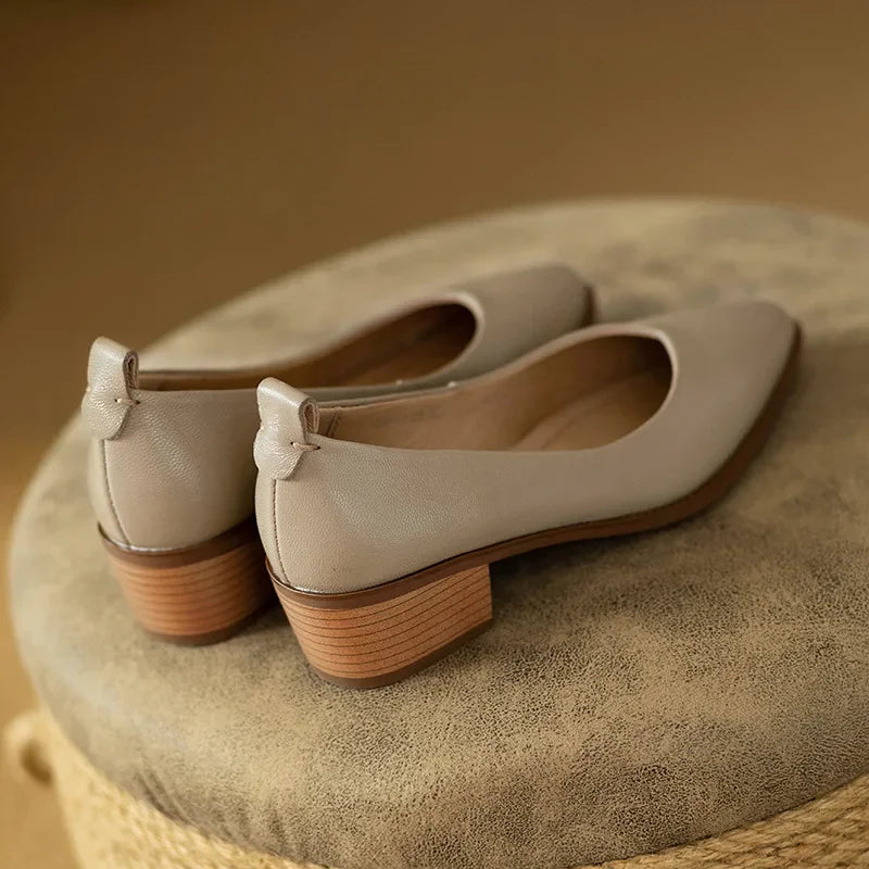 Emma | Classic Pumps