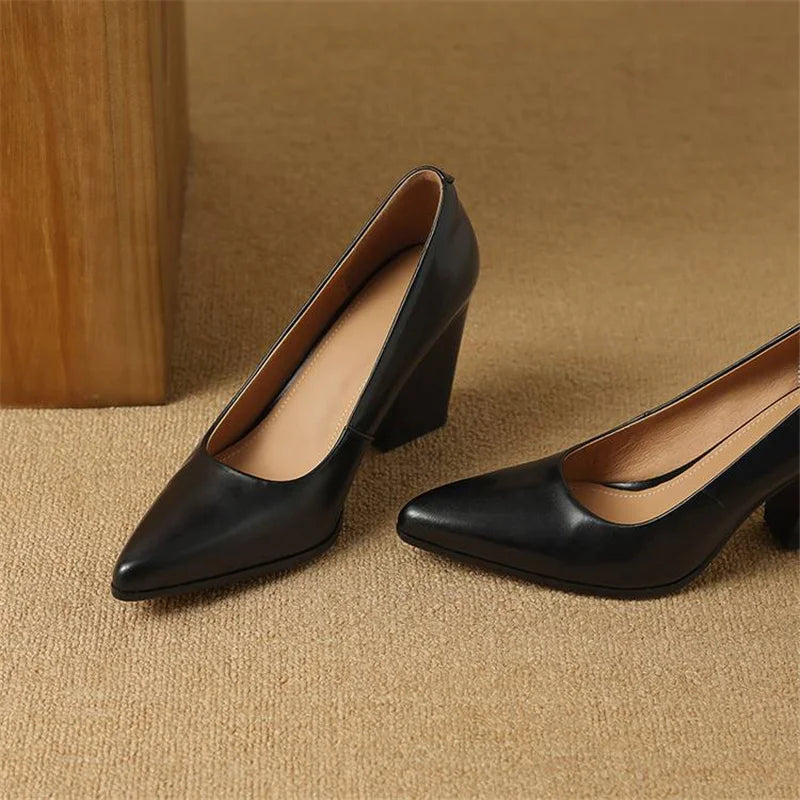 Ava | Elegant Pumps