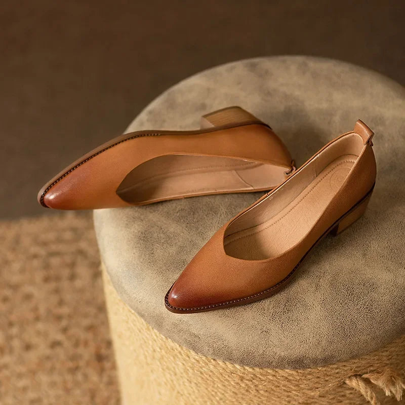 Emma | Classic Pumps