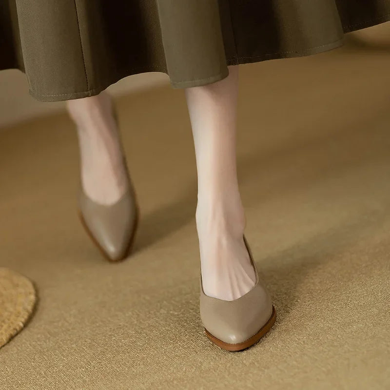 Emma | Classic Pumps