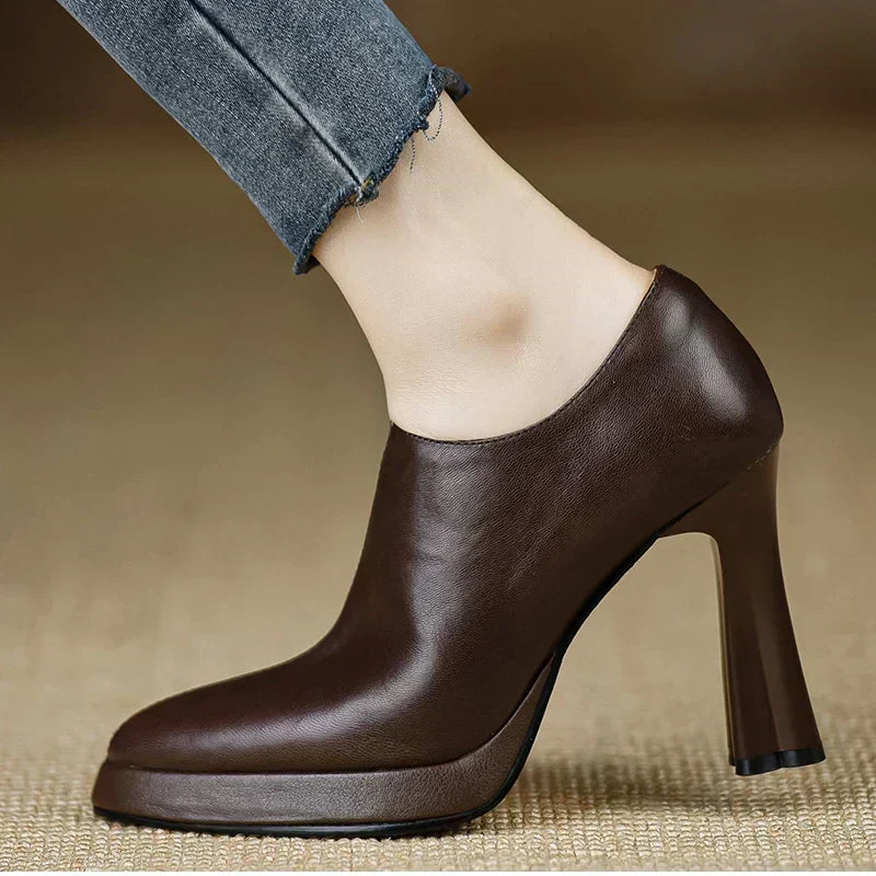 Natalie | Modern Pumps