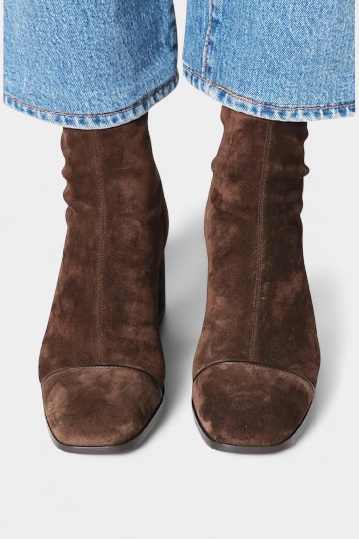 Erica Contemporary Chunky Heel Boots with Classic Design