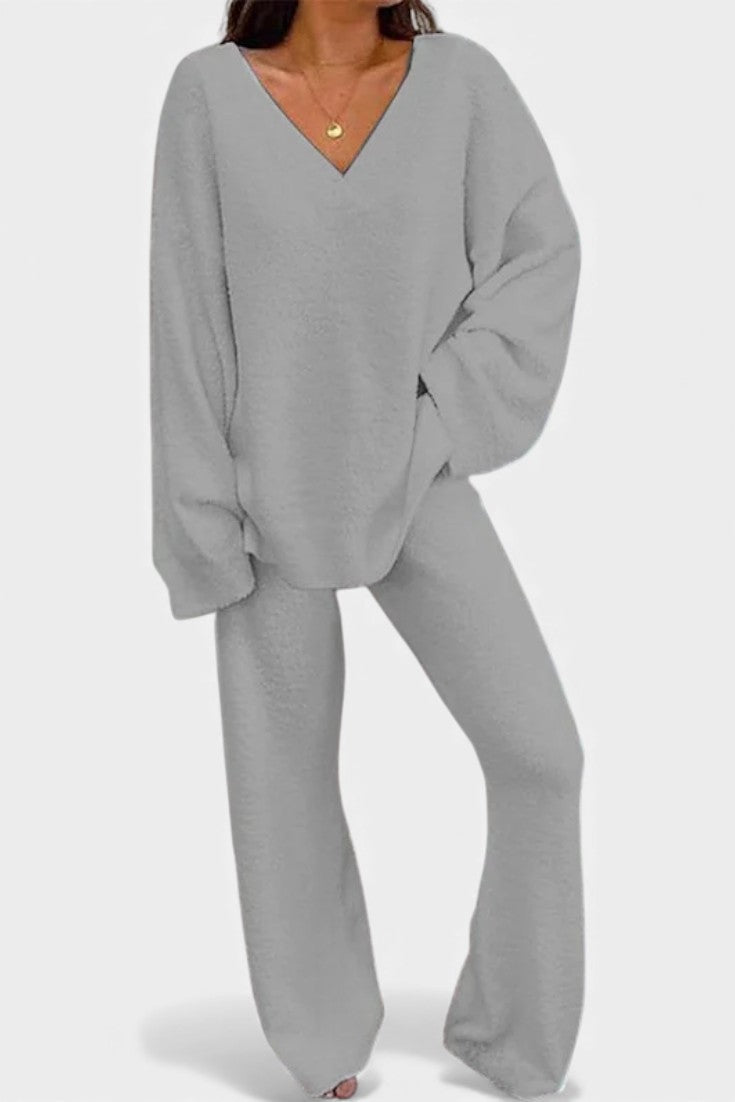 Siléale Cozy V-Neck Two-Piece Daily Outfit