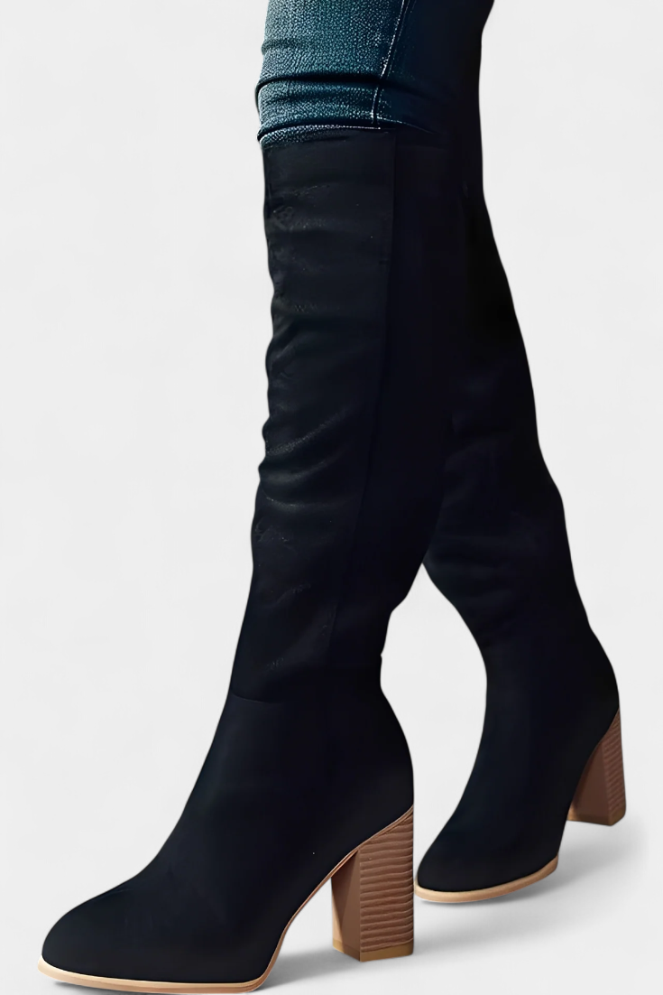 Calliope Chunky Heeled Round Toe Boots